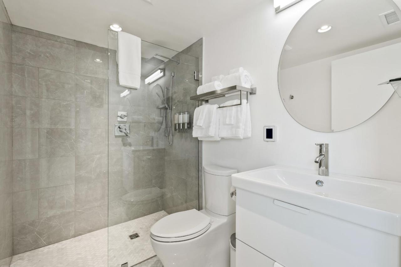 Boutique Room Steps From Downtown Mall Rose Jean - Room 4 شارلوتسفيل، فيرجينيا المظهر الخارجي الصورة